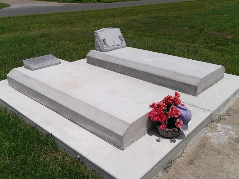 Lasting Tribute Broussard and Romero Inc Kaplan, LA